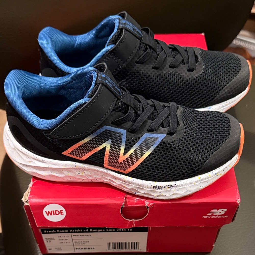 New Balance Kids' Fresh Foam Arishi v4 Bungee Lace running shoes